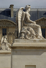 Statues du jardin du Carrousel &agrave; Paris. France