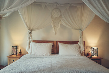 Traditional balinese cozy canopy bed