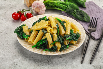 Italian cuisine - tortiglioni with spinach