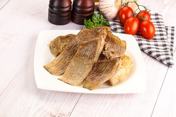 Baked stingray witngs with oil
