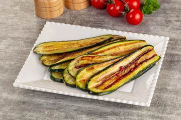 Grilled young zucchini for snack