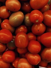 Fresh Red Tomatoes Close-Up – Healthy Organic Vegetable Background