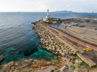 Faro del Botafoc en el paseo marítimo de Ibiza, Islas Baleares