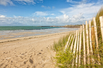 Beach and harbor of Porz Meur, Brittany © eyewave