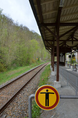 Ende des Bahnsteigs