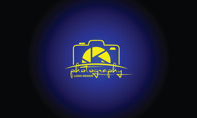 Fototapeta premium Camera icon. photo camera icon. camera photography icon. flat illustration of vector icon on blue background. photo camera sign and symbol. photography logo.