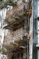 living houses in mumbai in india