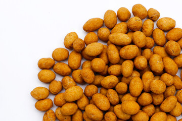 Coconut cream coated peanuts snack