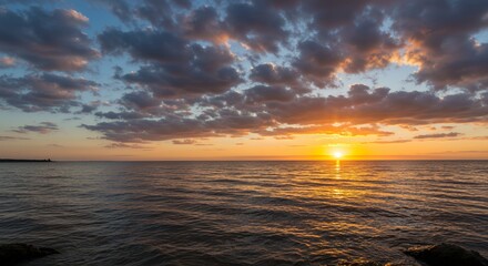 Obraz premium aesthetically pleasing extensive view marine landscape broad view ocean end day beginning day illumination sky clouds water beautiful extensive view marine landscape broad view ocean end day