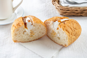 生クリ－ムフランスパン