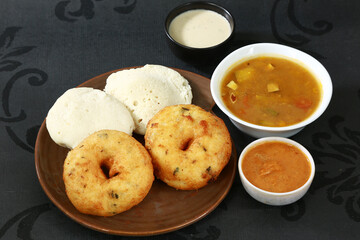 Sambar Vada with Idli Sambar