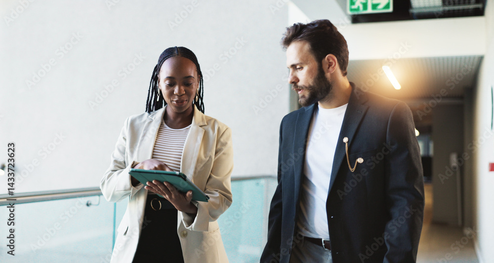 Aufkleber business, people and walking with tablet in office for investment feedback, performance review and d