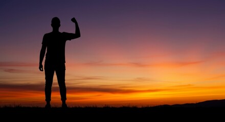 Fototapeta premium Silhouette of person at sunset