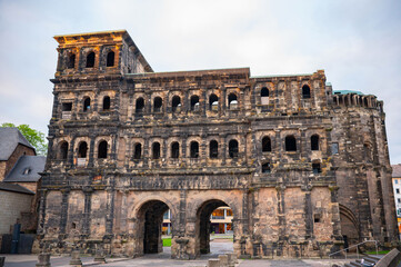 Obraz premium Porta Nigra or Black Gate, Roman city gate, Trier, Germany. UNESCO World Heritage Site.