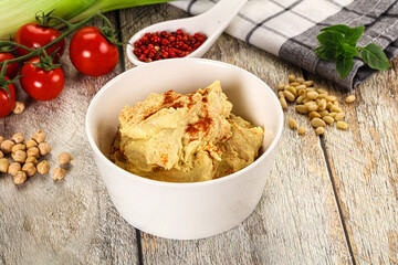 Natural chickpea hummus with paprika