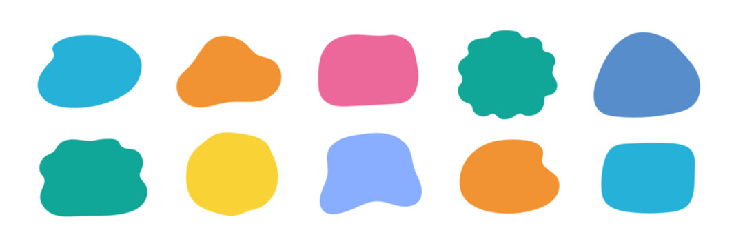 Organic shape liquid form set. Round organic blob curve bubble abstract shape frame. Doodle abstract liquid blob, wavy fluid different form. Soft round oval pattern background. Vector illustration