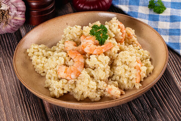 Gourmet risotto with prawn and cheese