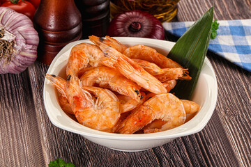 Steamed red prawn with spices