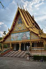 Peaceful beauty of Wat Xaiyamoungkhoun