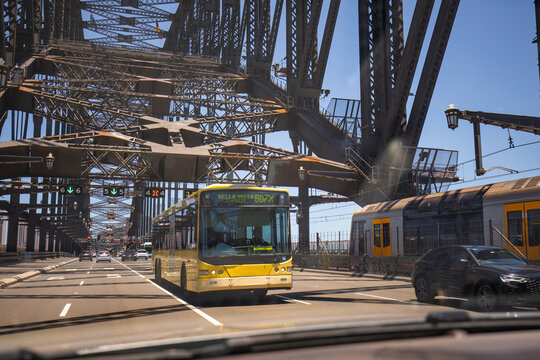Traffic on the Cahill Expressway corssing the Sydney Harbour Bridge
