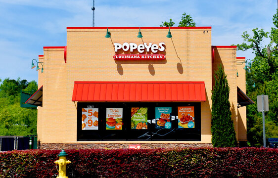 Popeyes Louisiana Kitchen Restaurant, Fayetteville, North Carolina, USA