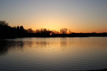 Obraz premium sunrise over the river