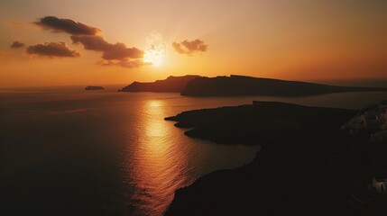 Obraz premium Santorini, Greece: A Mesmerizing Aegean Gem of Cliffside Beauty and Timeless Charm
