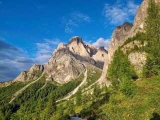 light and shadow at sassolungo dolomites