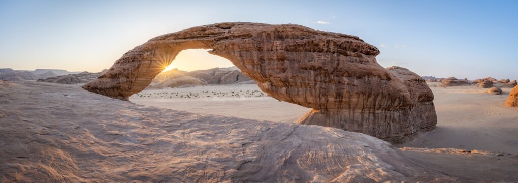 Rock Arch (Rainbow Rock) panorama, al-Ula, Saudi Arabia