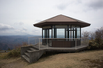 高嶺展望台から見た春霞の景色
