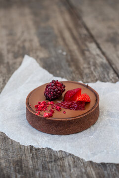 chocolate tart with berries