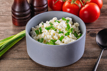 Cottage cheese with green onion