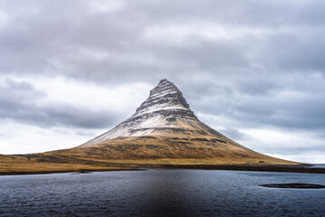 monte Kirkjufell, islanda