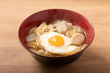 鍋焼きうどん