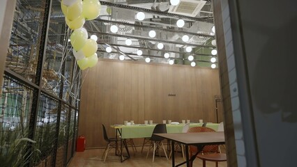 This dining area boasts a bright and modern atmosphere enhanced by its minimalist decor. Creative