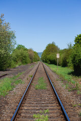 Obraz premium view of the railroad tracks straight ahead