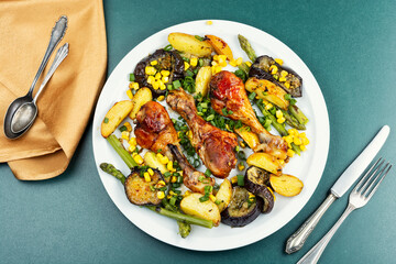 Cooked chicken legs.