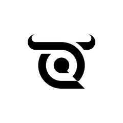 letter Q bull logo