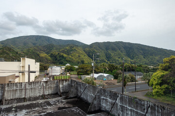 日本の東京都八丈島の古くてとても美しい建物