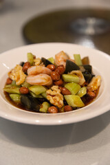 Sichuan cuisine kung pao shrimp