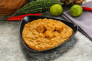 Indian prawn masala with spices