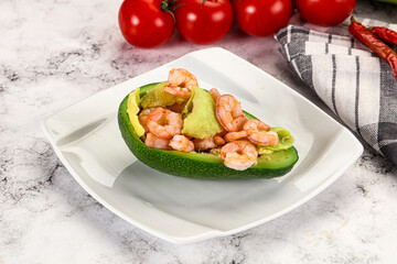 Dietary avocado cut with prawn