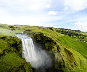 Generated ImaSkógafoss Wasserfall in Island aus der Luft fotografiertge