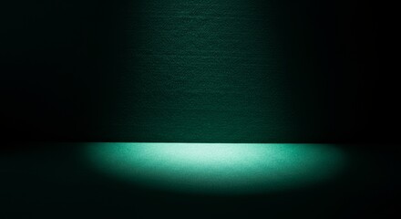 Obraz premium Moody dark green spotlight on textured wall background