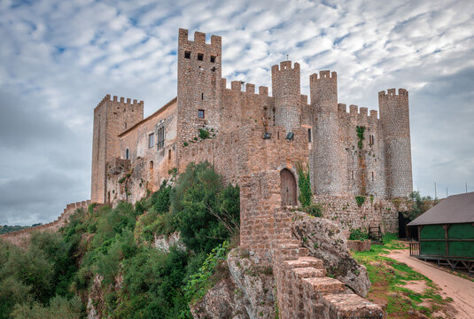 &Tau;he medieval castle of &Oacute;bidos and the Palace of the Alcaide, one of the seven wonders of Portugal.