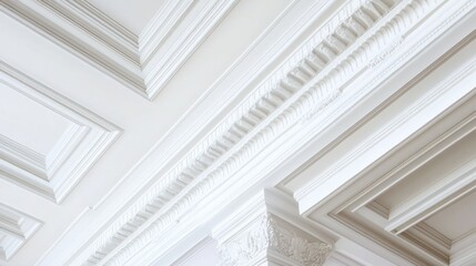 Obraz premium Elegant white ceiling with intricate crown molding and columns.