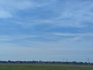 Obraz premium clouds over the field
