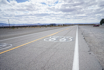 Fototapeta premium アメリカの歴史的ロード、ルート66