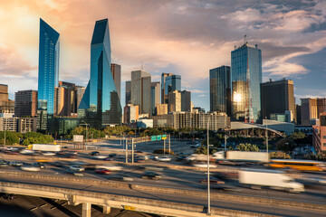 Naklejka premium Dallas Texas downtown urban skyline and freeway
