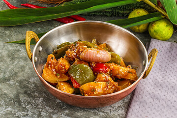 Potato with bell pepper and gravy